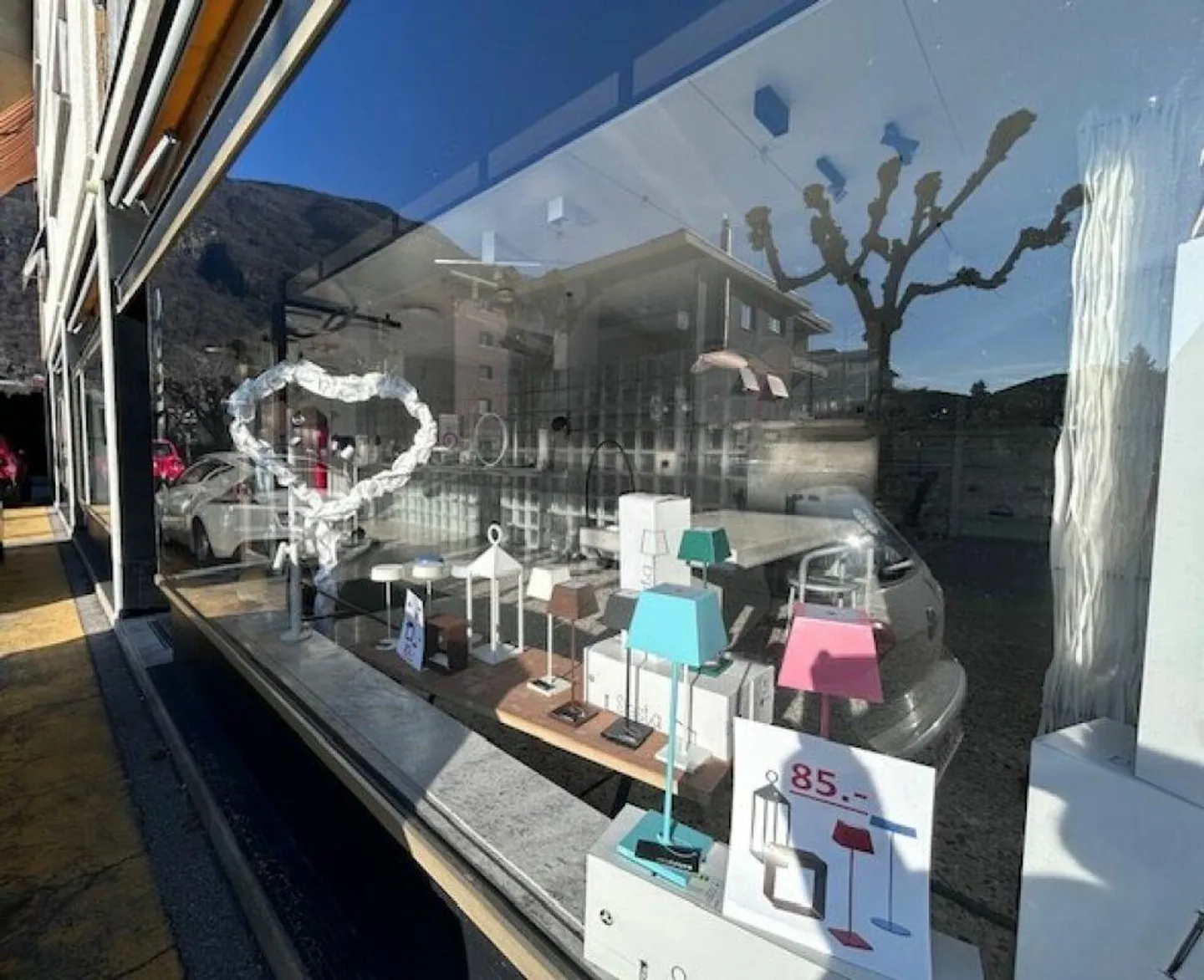 SHOP/COMMERCIAL SPACE WITH WINDOW - Photo 10 of 11