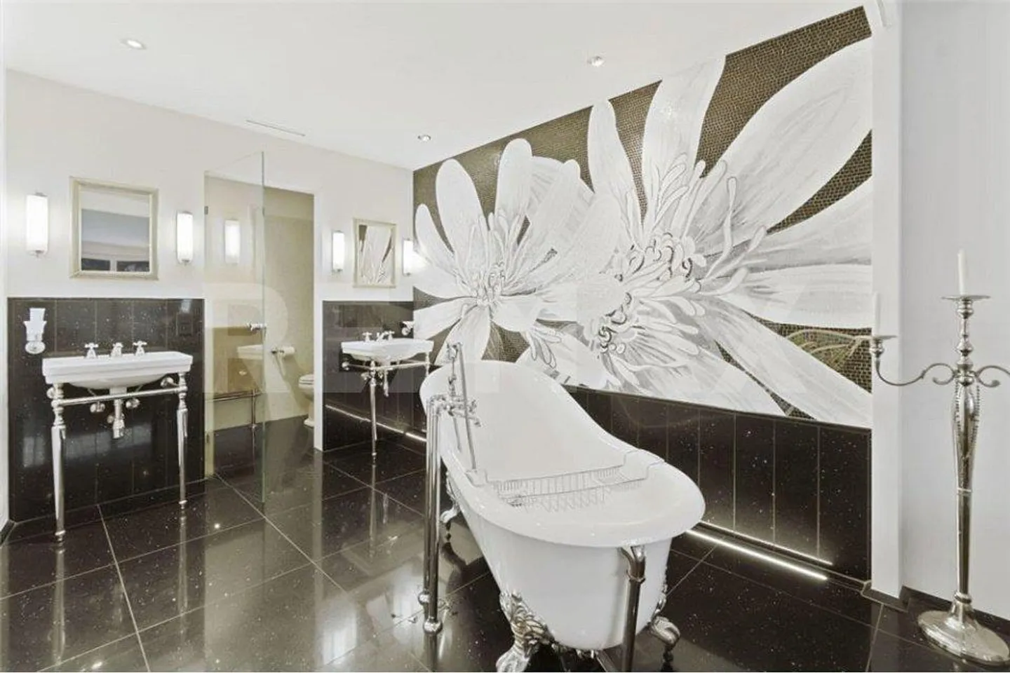 Appartamento duplex elegante e arredato di 2,5 locali in affitto direttamente sulla passeggiata del lago, Brunnen SZ - Foto 7 di 13