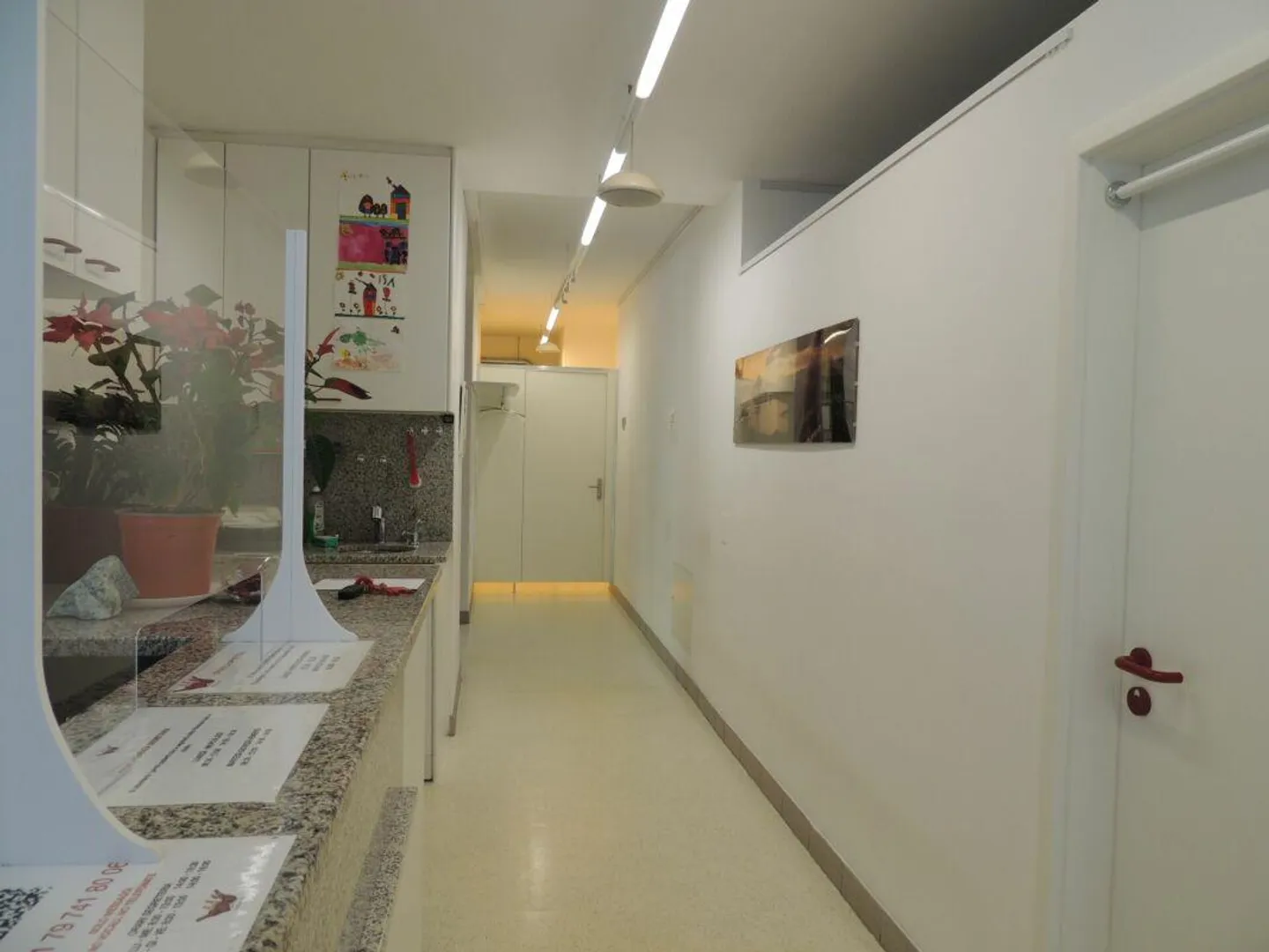 GEWERBLICHER RAUM MIT GROSSEN FENSTERN (Nachfolger gesucht) - Foto 6 von 22