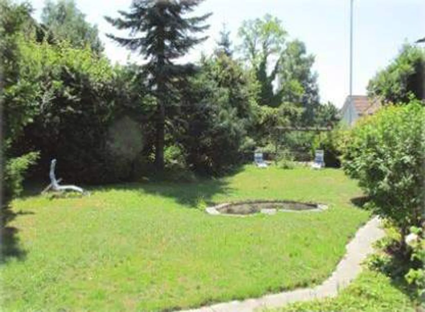 La nostra casa offre un'abitazione generosa con molta privacy! - Foto 2 di 17
