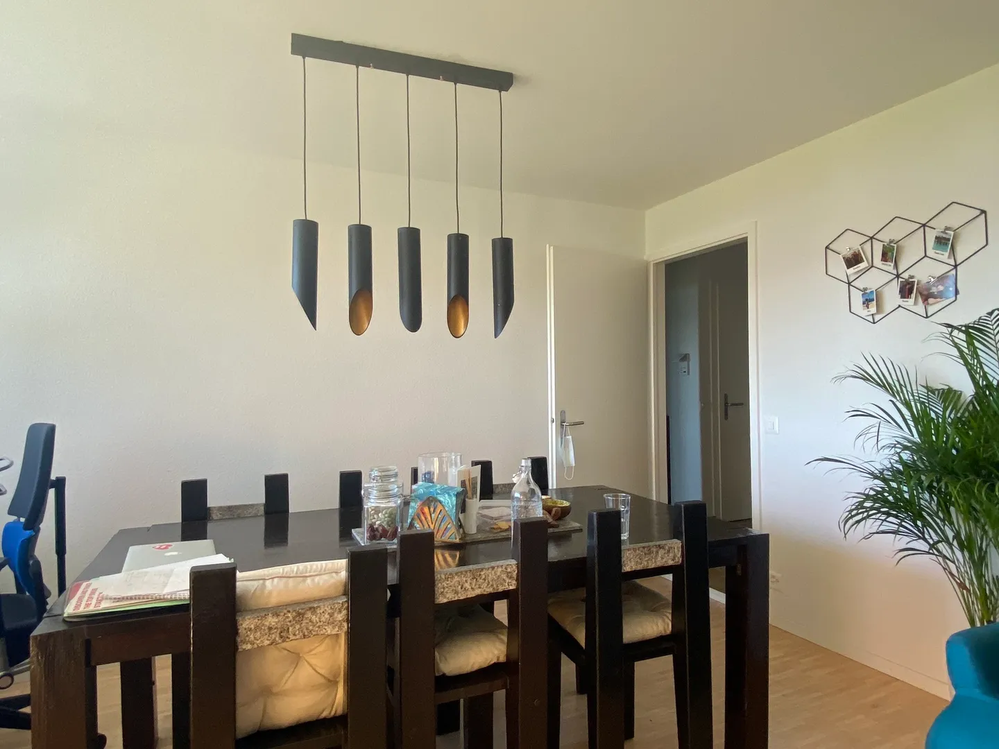 2½ ZI-WOHNUNG IN MÄNNEDORF (ZH), MÖBLIERT, TEMPORÄR - Foto 3 von 7