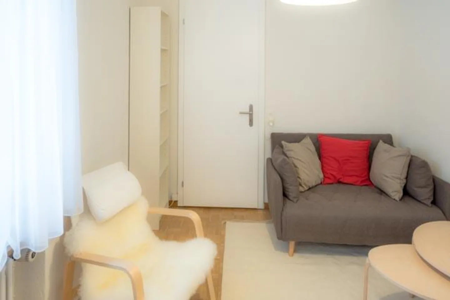 La nostra casa offre un'abitazione generosa con molta privacy! - Foto 12 di 17