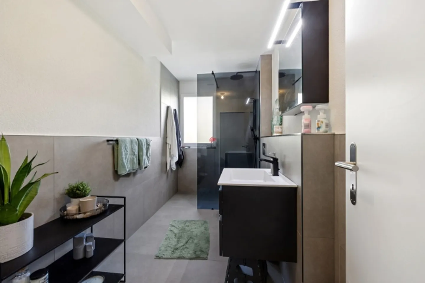 «Viel Platz, moderne Ausstattung und mit Gartenparadies» - Foto 7 von 13
