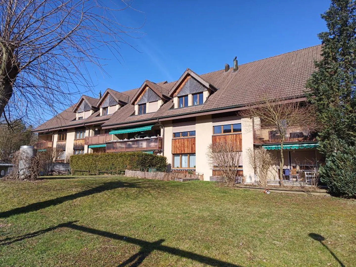 NEAR OLTEN | QUIET | IN THE GREEN - Photo 1 of 10