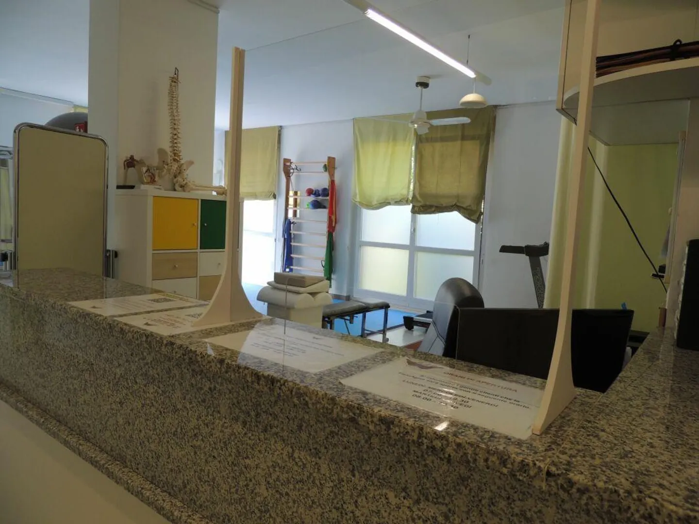 GEWERBLICHER RAUM MIT GROSSEN FENSTERN (Nachfolger gesucht) - Foto 9 von 22