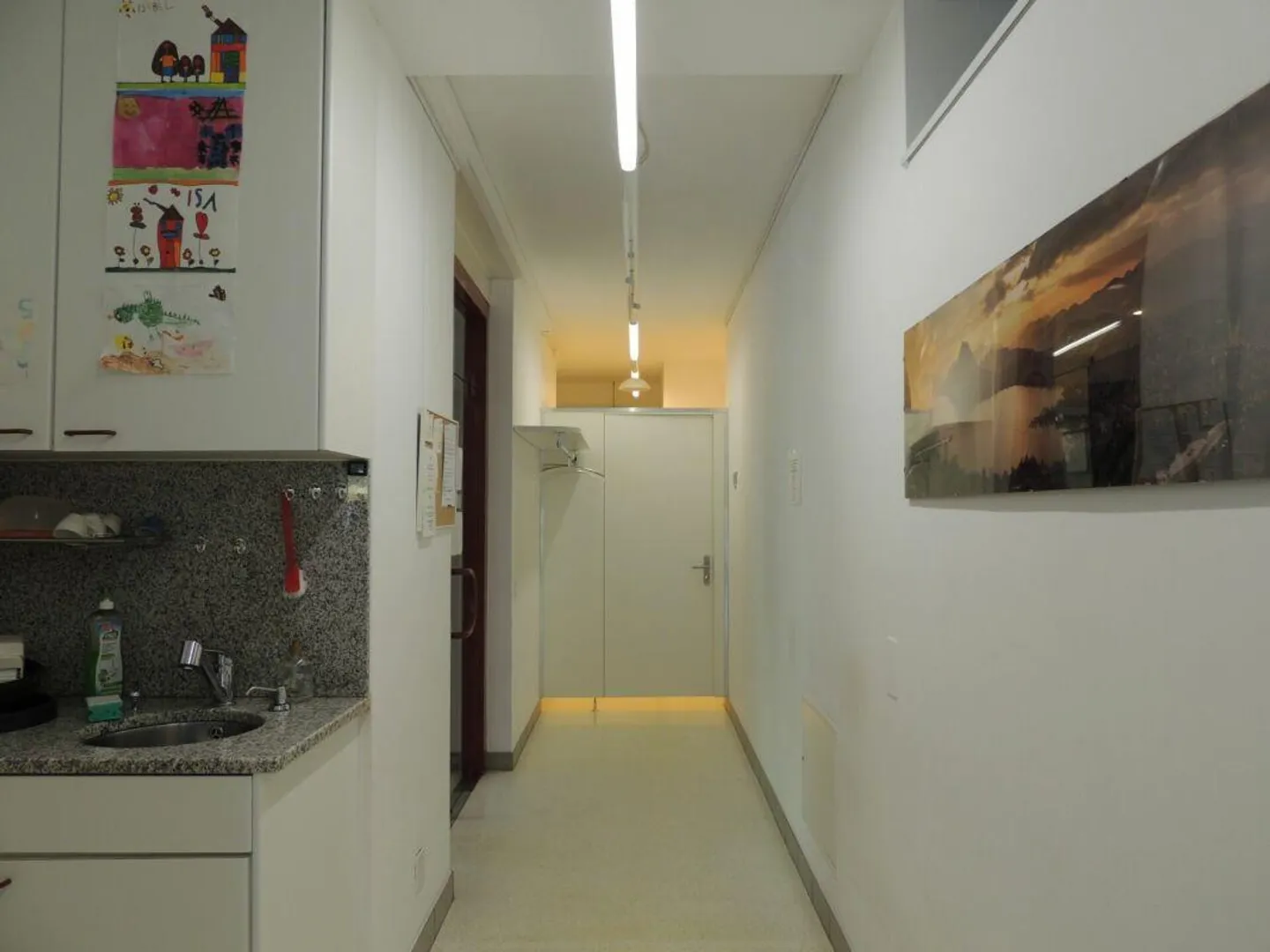 GEWERBLICHER RAUM MIT GROSSEN FENSTERN (Nachfolger gesucht) - Foto 11 von 22