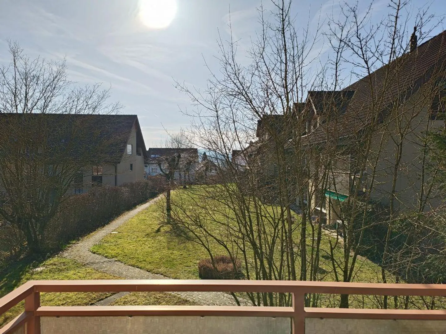 NEAR OLTEN | QUIET | IN THE GREEN - Photo 2 of 10