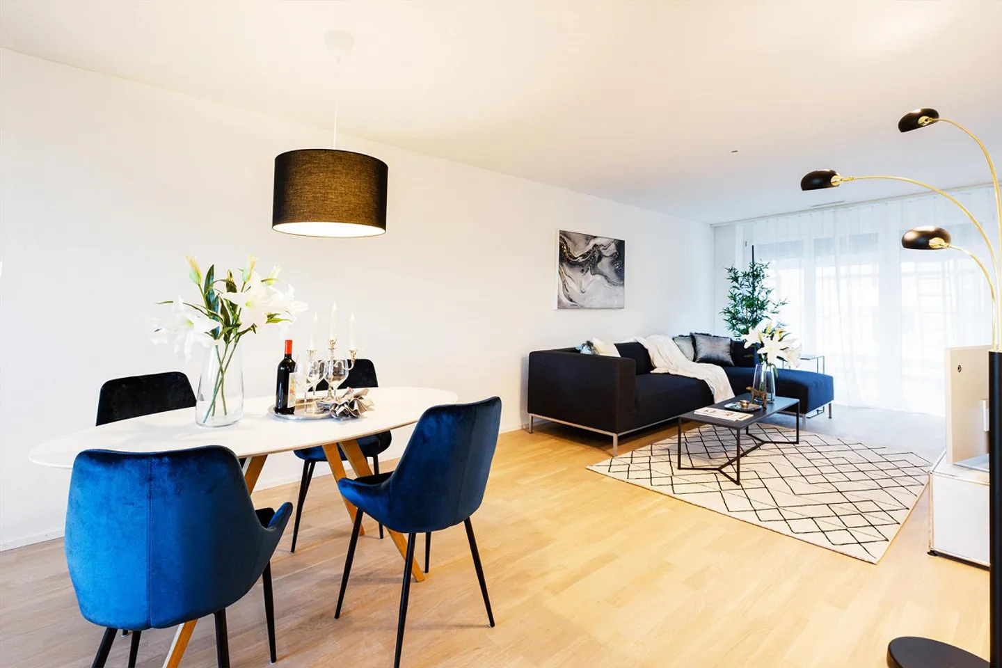 Living in the Feel-Good Quarter: 2.5-Room Apartment in Zwicky-Riedgarten - Photo 2 of 6