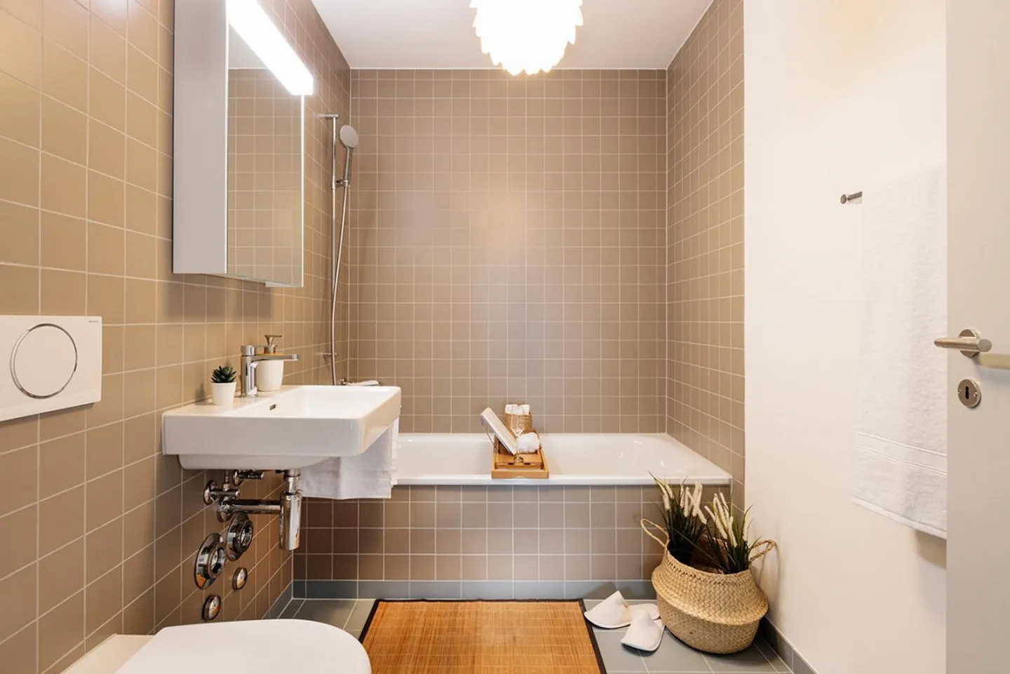 Living in the Feel-Good Quarter: 2.5-Room Apartment in Zwicky-Riedgarten - Photo 4 of 6