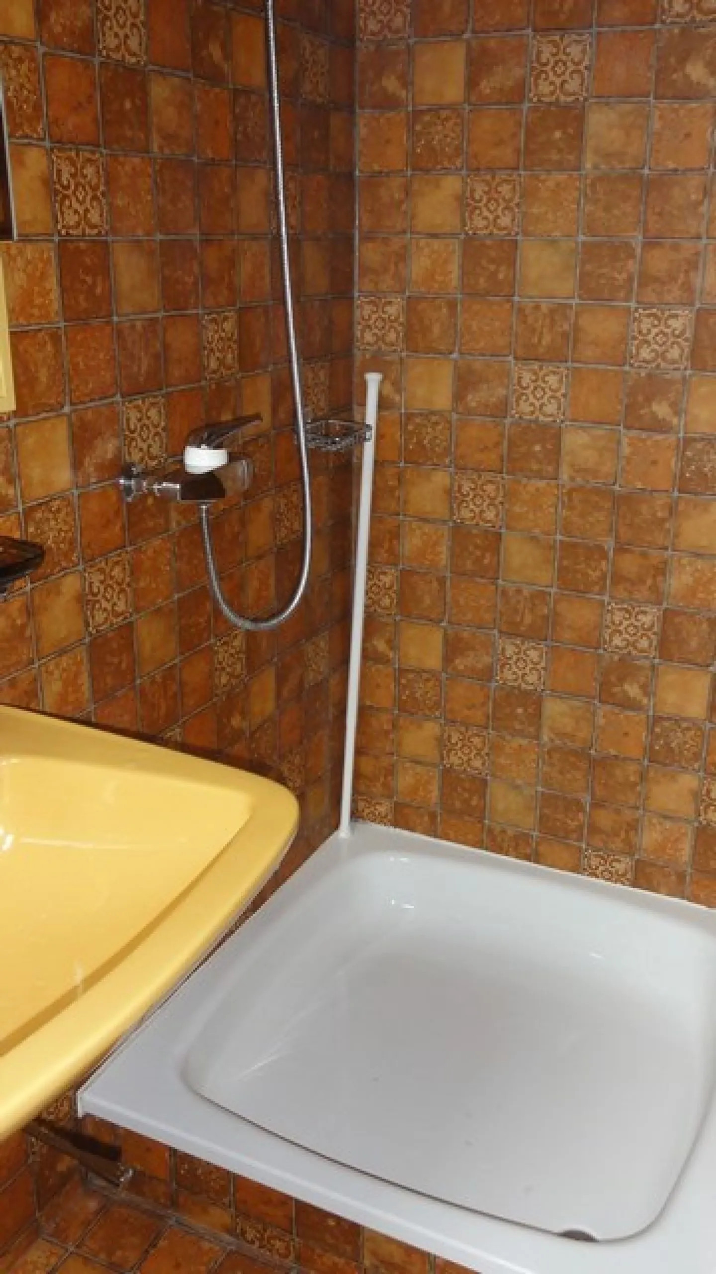 1-Zimmer-Dachwohnung in 5-Familienhaus an ruhiger Lage - Foto 7 von 7