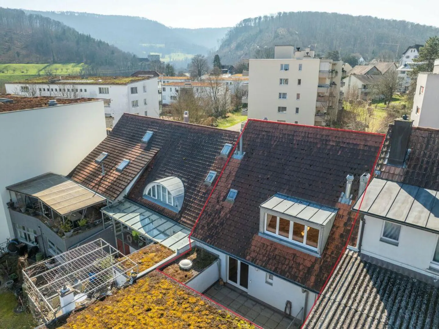 Grosszügige 3.5 Z' Maisonette-Wohnung mit viel Privatsphäre an zentraler Lage - Foto 9 von 12