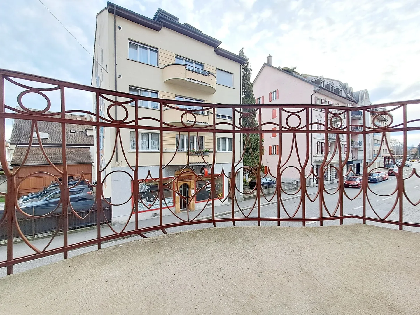 YVERDON 10, Vollständig renovierte 4,5-Zimmer-Wohnung - Foto 4 von 11