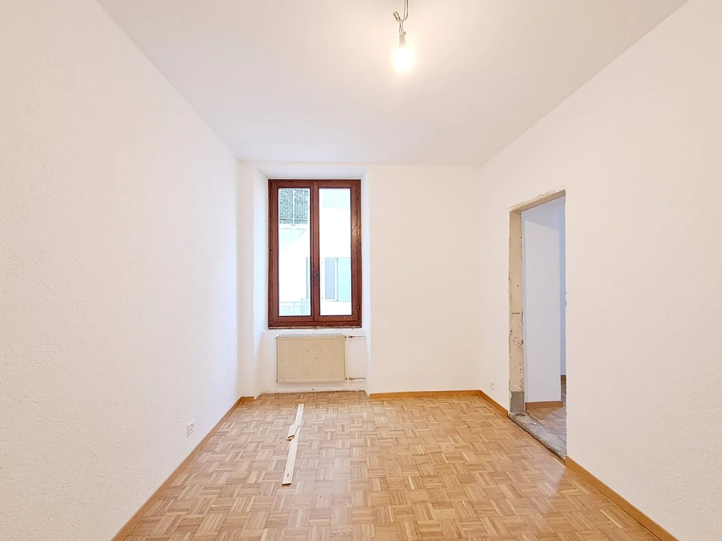 YVERDON 10, Vollständig renovierte 4,5-Zimmer-Wohnung - Foto 6 von 11