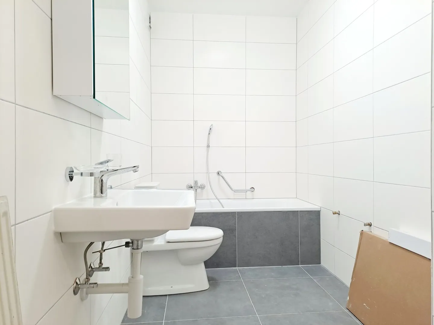 YVERDON 10, Vollständig renovierte 4,5-Zimmer-Wohnung - Foto 8 von 11