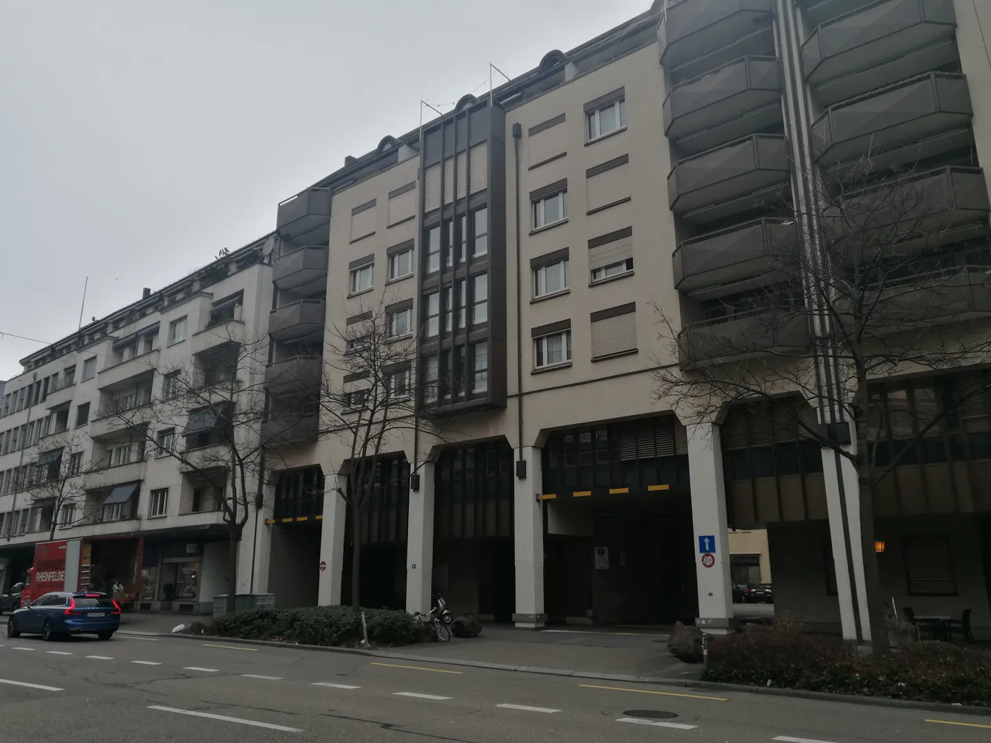 Edificio ad uso misto in affitto - Foto 1 di 3