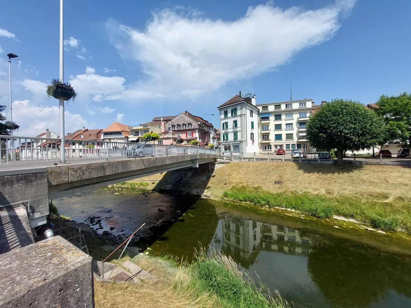 YVERDON 10, Vollständig renovierte 4,5-Zimmer-Wohnung - Foto 10 von 11