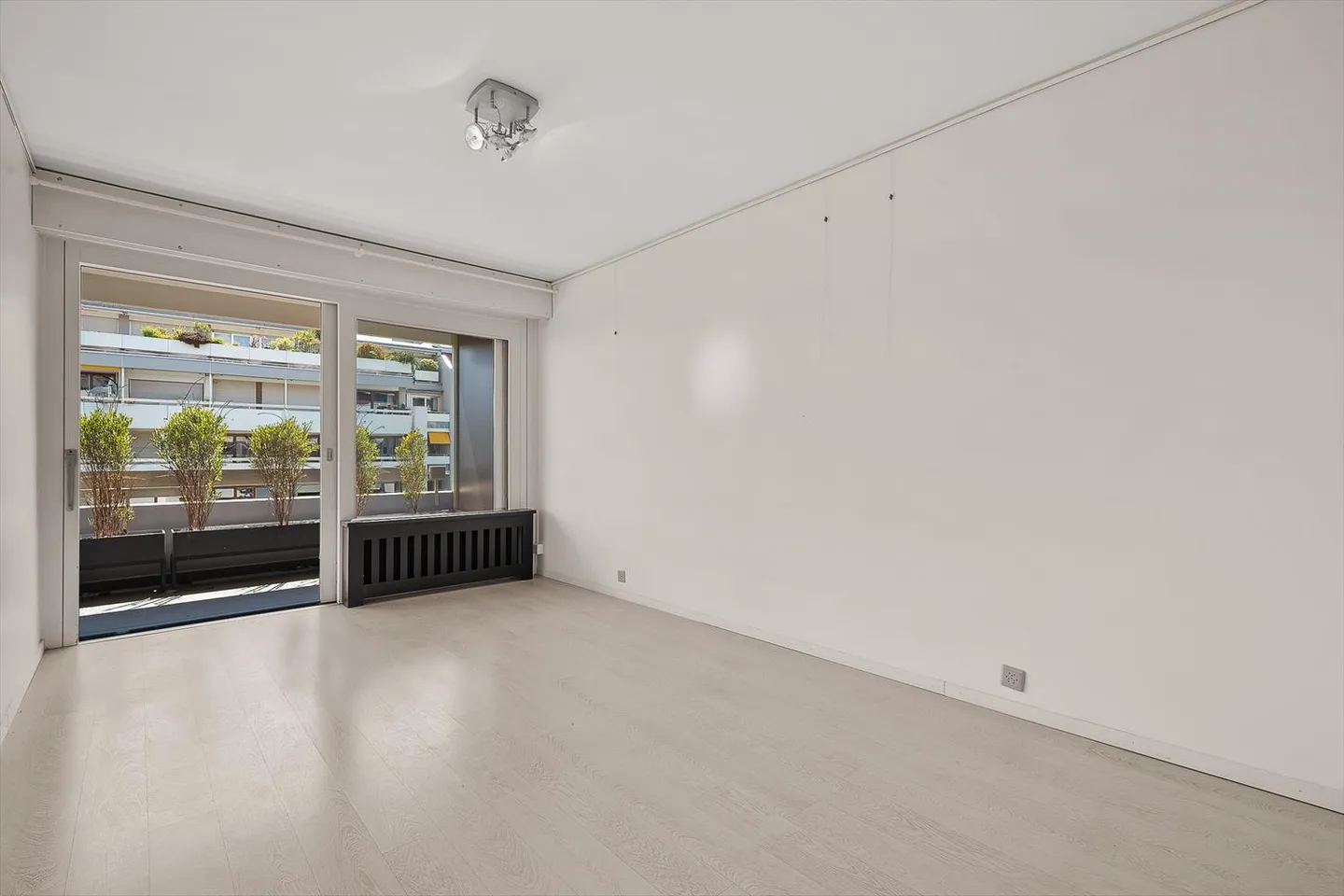 6-Zimmer-Wohnung - Foto 5 von 7