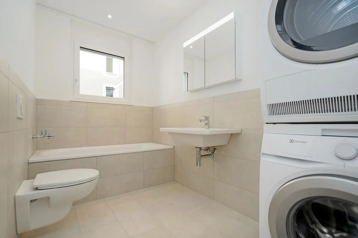 Nuovo appartamento in posizione centrale cerca nuovo inquilino - Foto 8 di 11