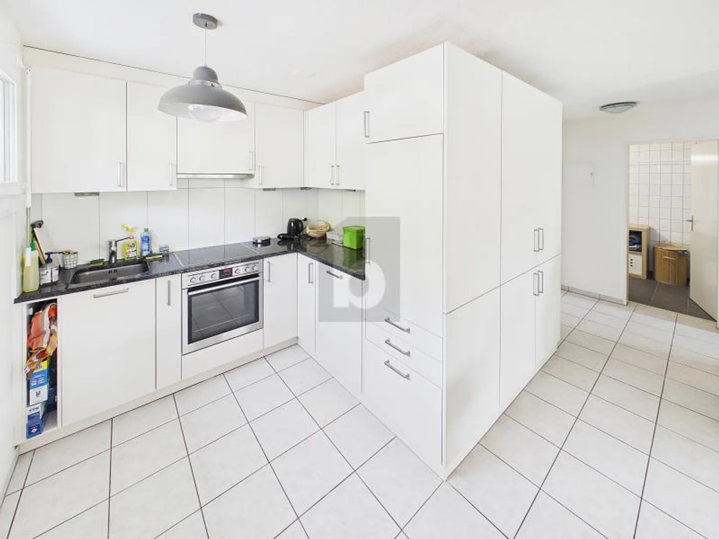 Appartamento 2.5 camere affascinante - Foto 3 di 6