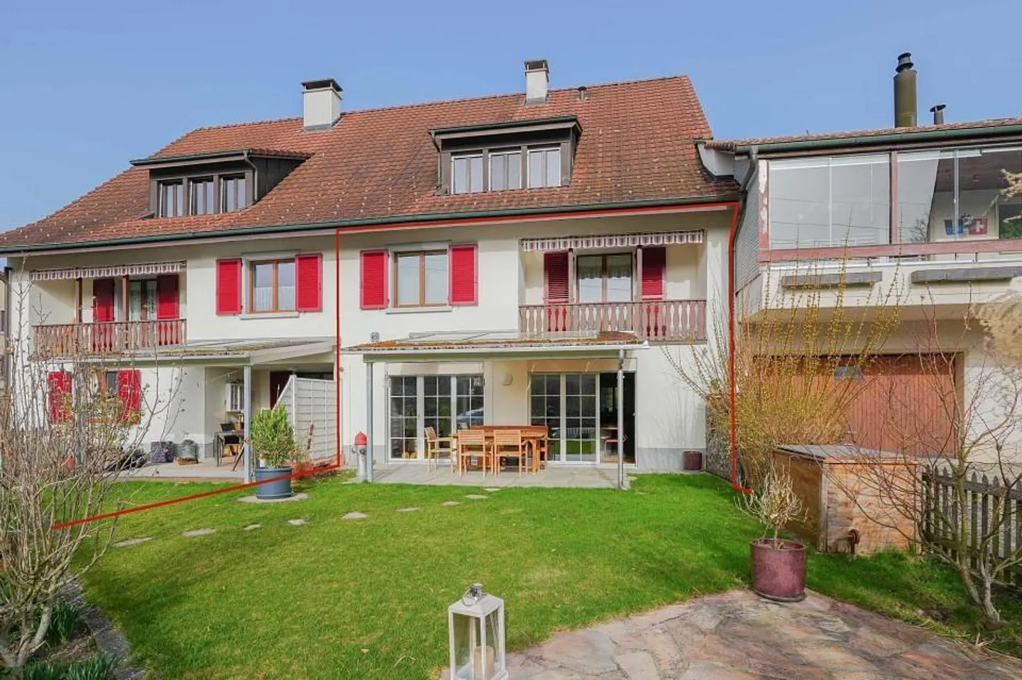 Living with a House Feeling – 5.5 Room Apartment with Plenty of Space - Photo 1 of 13