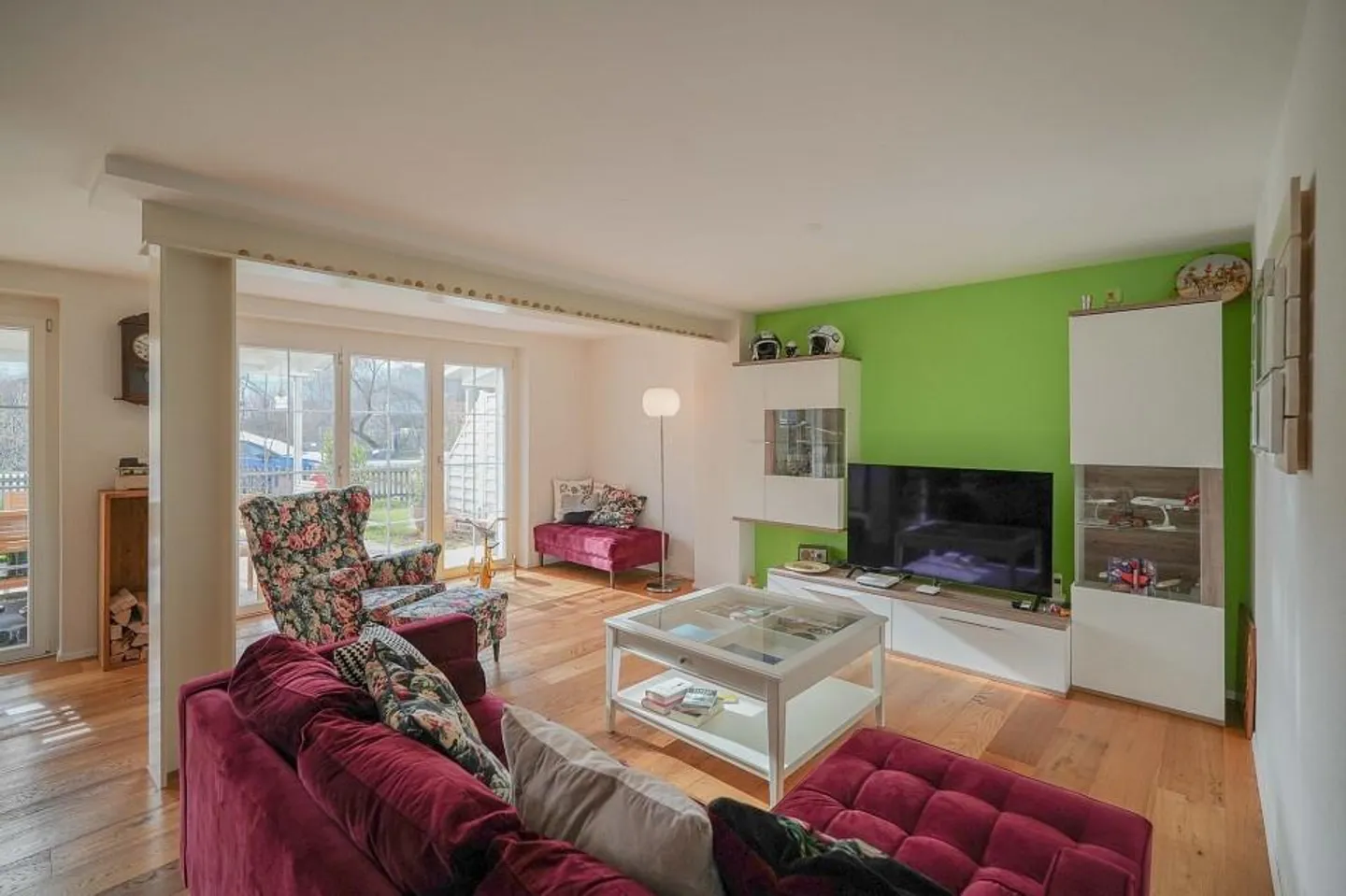 Living with a House Feeling – 5.5 Room Apartment with Plenty of Space - Photo 8 of 13