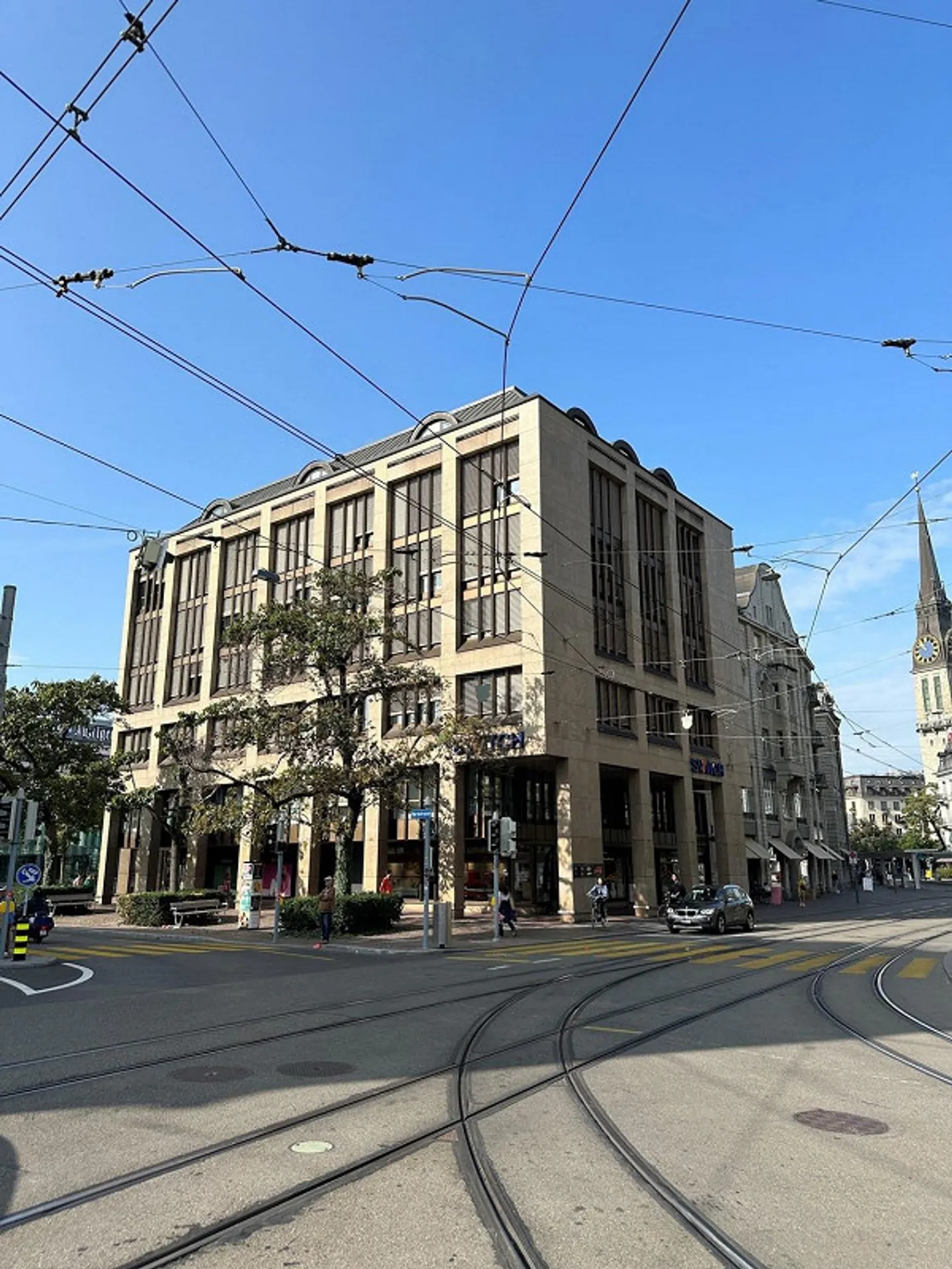 Living in a great location at Stauffacher (TEMPORARY UNTIL MARCH 31, 2027) - Photo 1 of 8