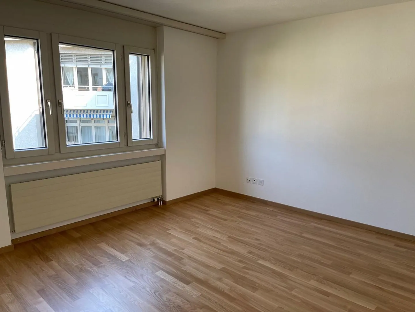 Living in a great location at Stauffacher (TEMPORARY UNTIL MARCH 31, 2027) - Photo 2 of 8