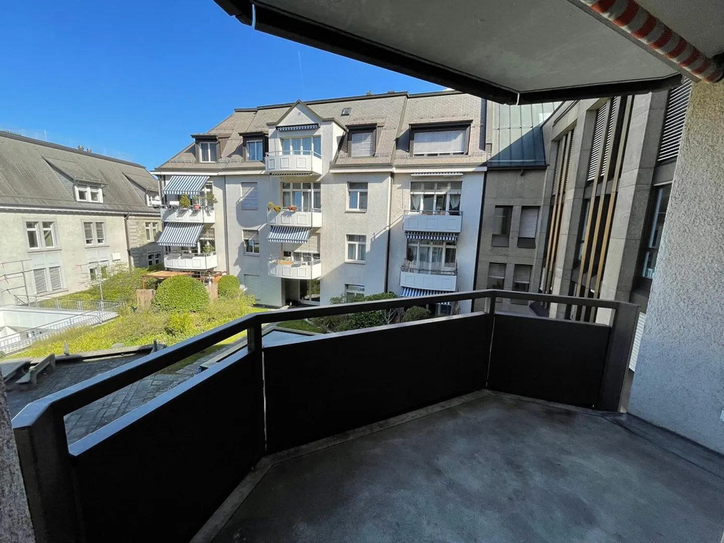 Living in a great location at Stauffacher (TEMPORARY UNTIL MARCH 31, 2027) - Photo 7 of 8