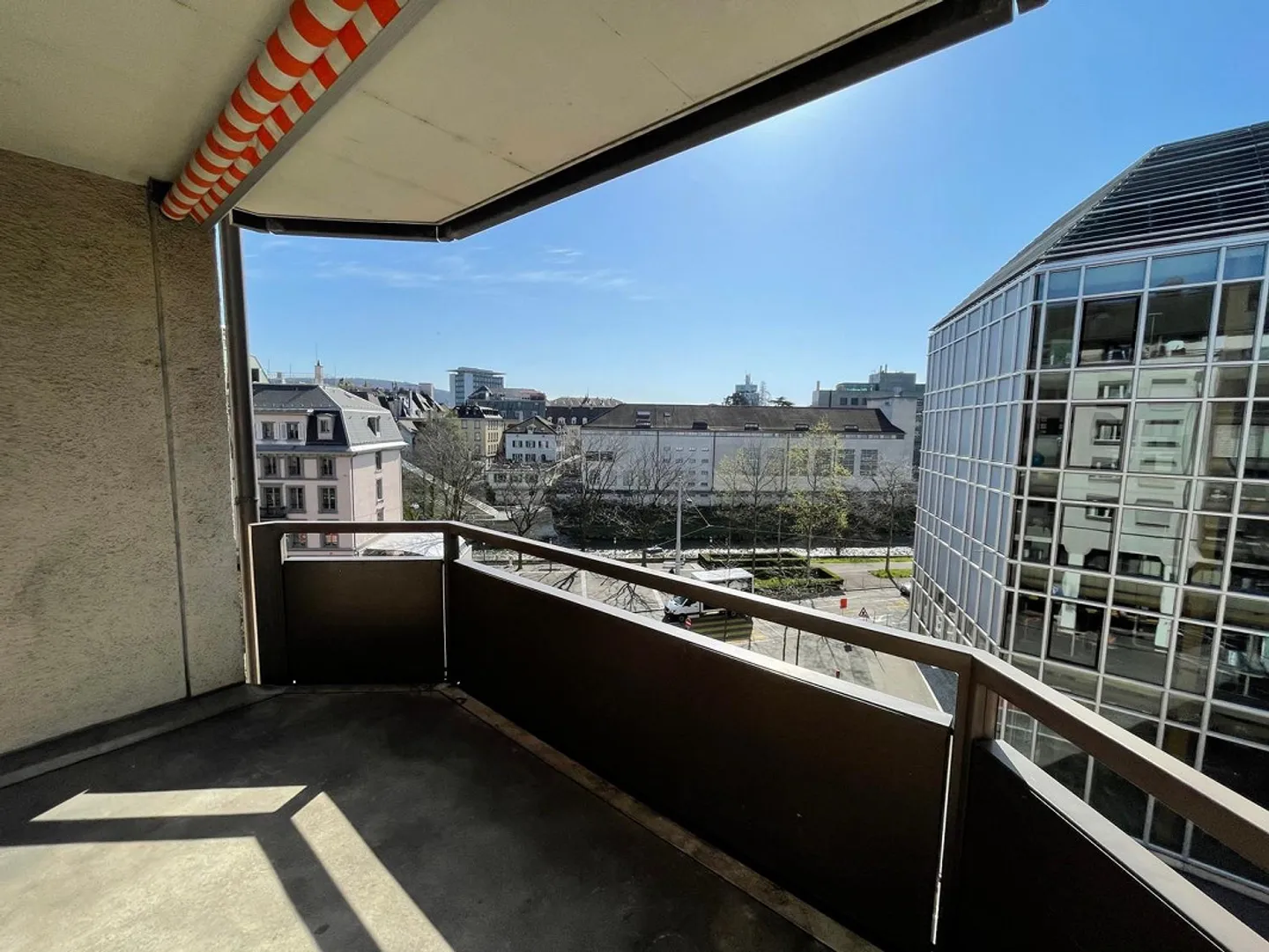 Living in a great location at Stauffacher (TEMPORARY UNTIL MARCH 31, 2027) - Photo 8 of 8