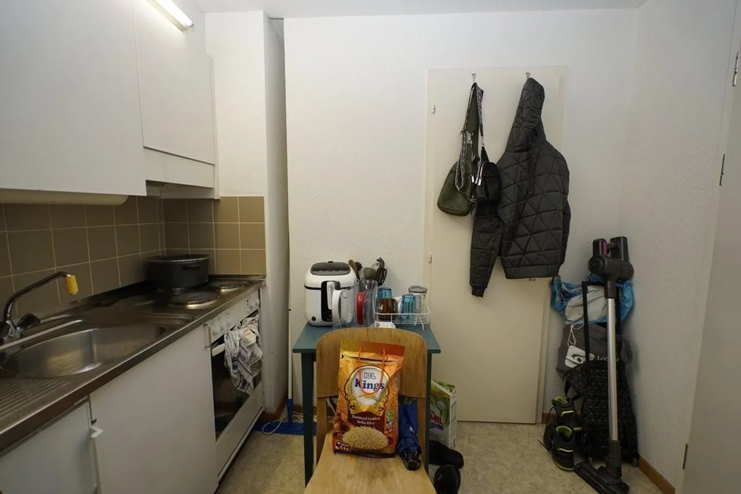 Votre nouveau chez-vous : appartement 1 pièce avec vue ! - Photo 2 sur 6