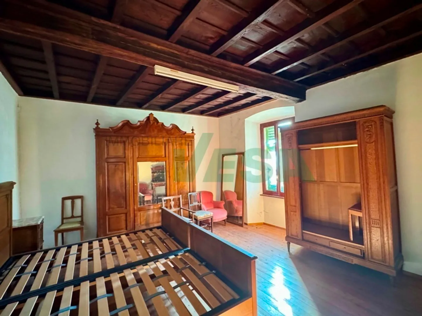 Splendida proprietà con antico palazzo, casetta rustica e bel giardino - Foto 6 di 11