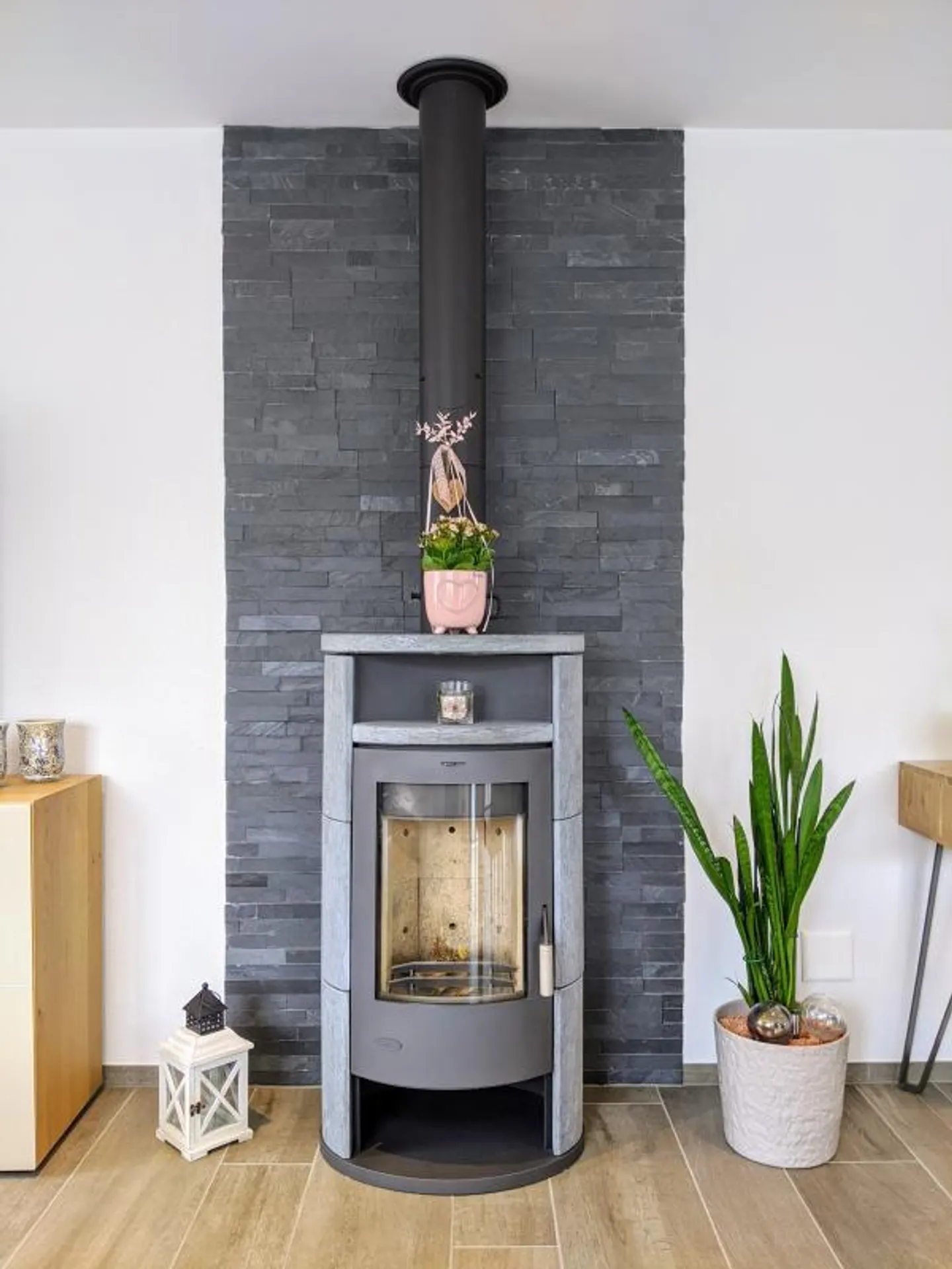 Appartamento 4.5 locali con grande balcone e vista sul verde - Foto 2 di 22