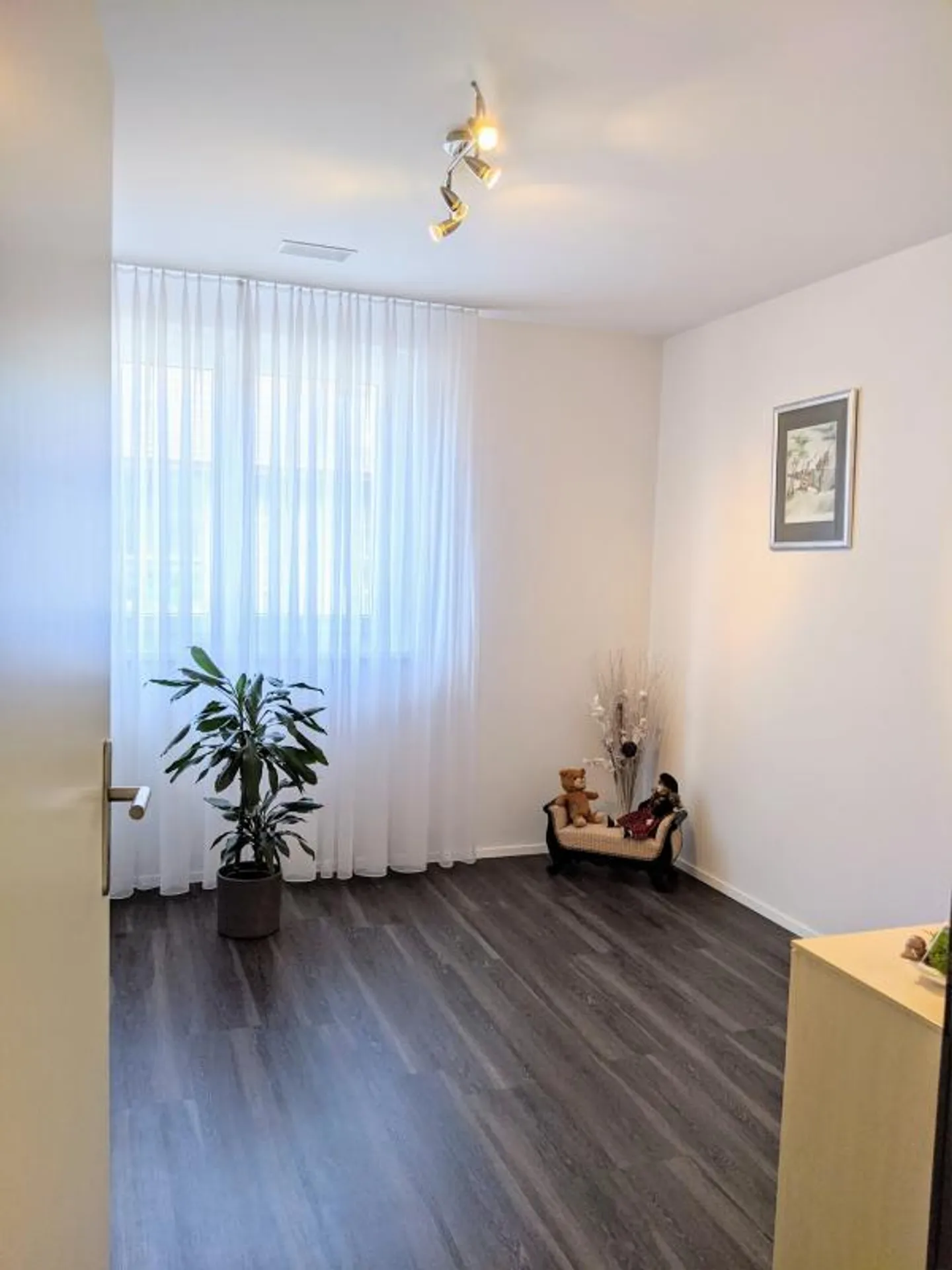 Appartamento 4.5 locali con grande balcone e vista sul verde - Foto 13 di 22