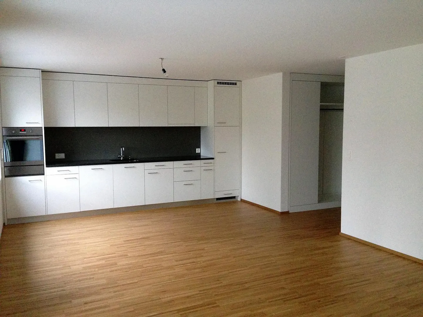 Appartement moderne 3.5 pièces - Photo 1 sur 8