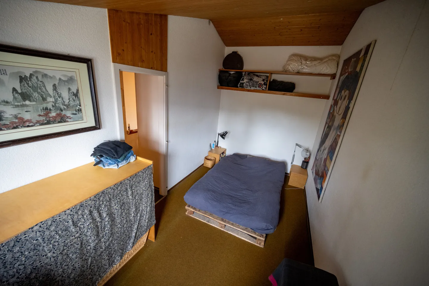 Charming Row House with Garden - Photo 5 of 10