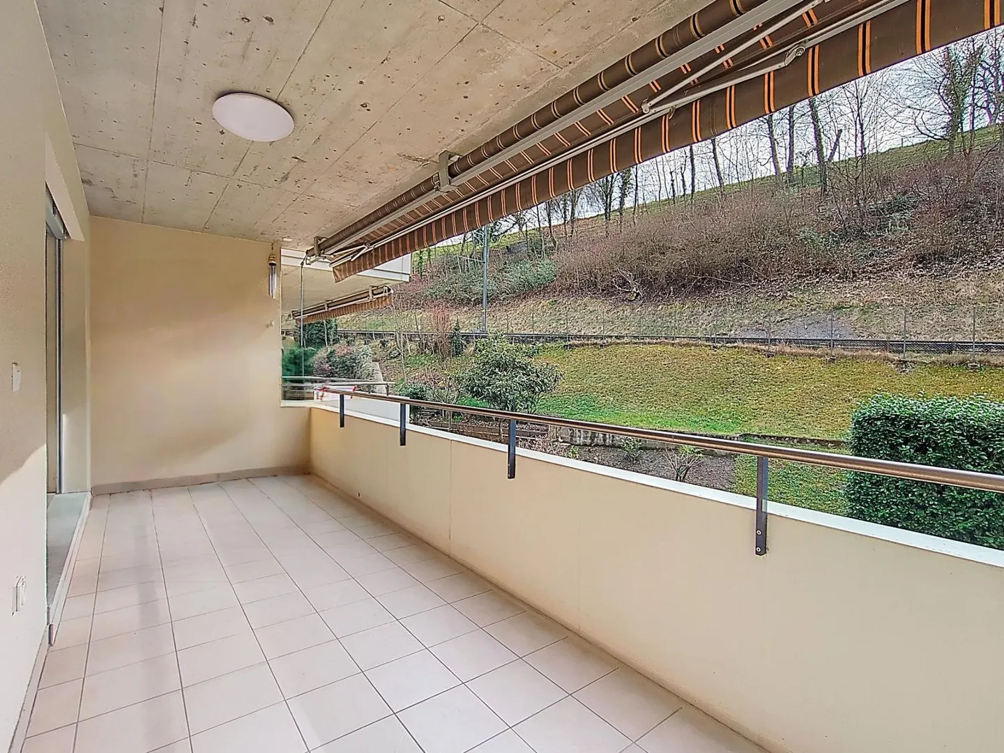 Geräumige Wohnung mit Balkon in Vevey - Foto 10 von 12