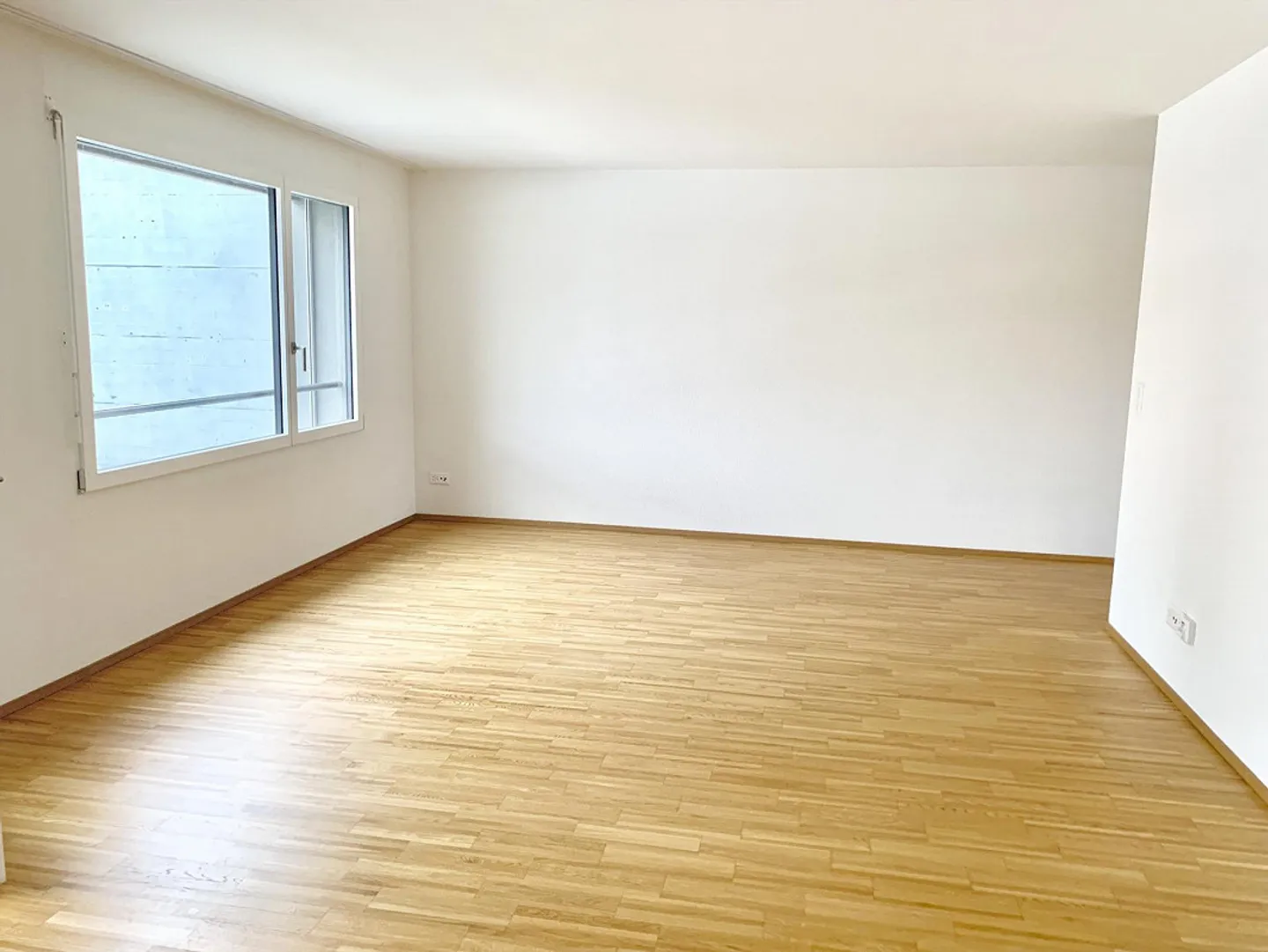 Appartement moderne 3.5 pièces - Photo 3 sur 8