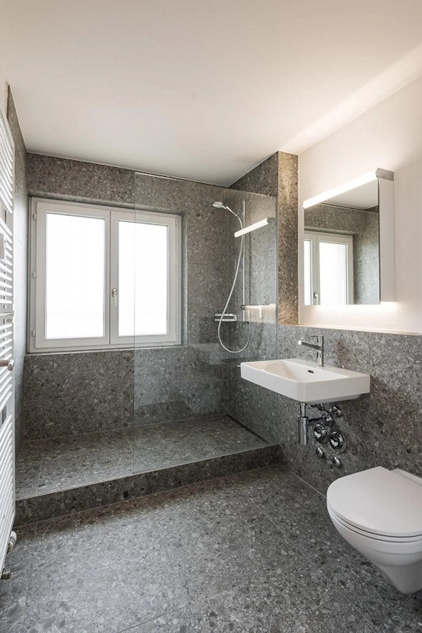 Appartamento moderno in affitto - Foto 3 di 7