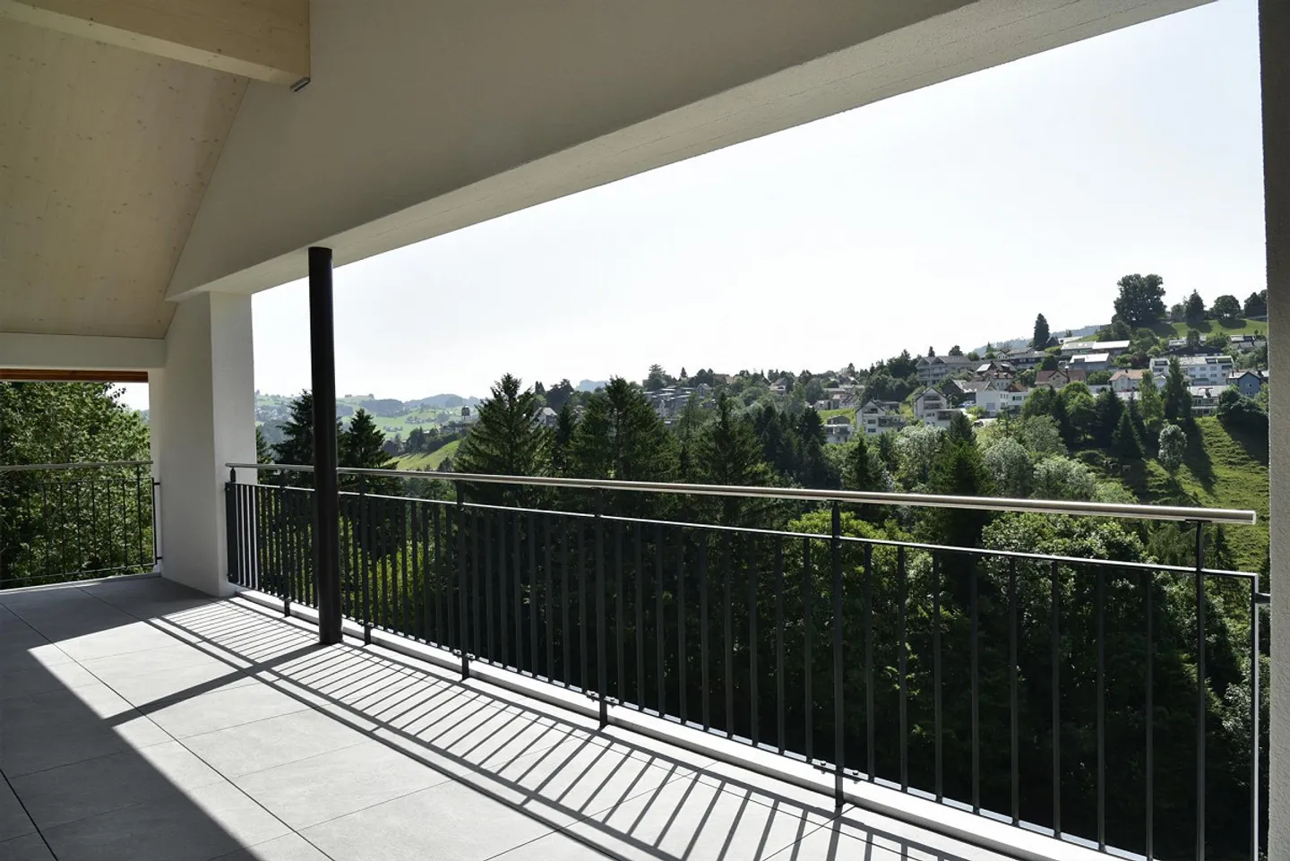 Casa unifamiliare di 5,5 stanze con vista panoramica non ostacolata (prima occupazione) - Foto 5 di 27
