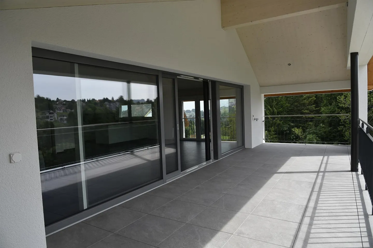 Casa unifamiliare di 5,5 stanze con vista panoramica non ostacolata (prima occupazione) - Foto 6 di 27