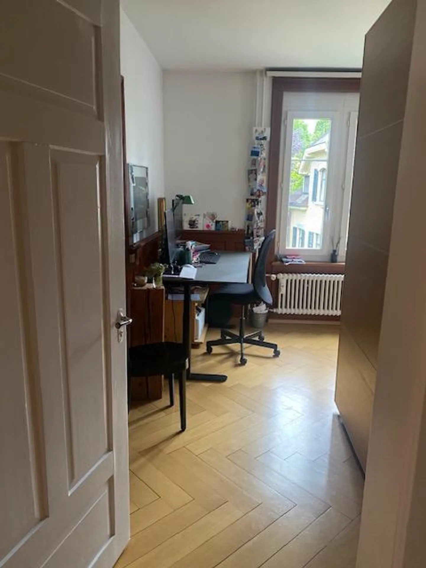 Charmante appartement de 4 pièces dans un immeuble ancien avec confort moderne - Photo 8 sur 9