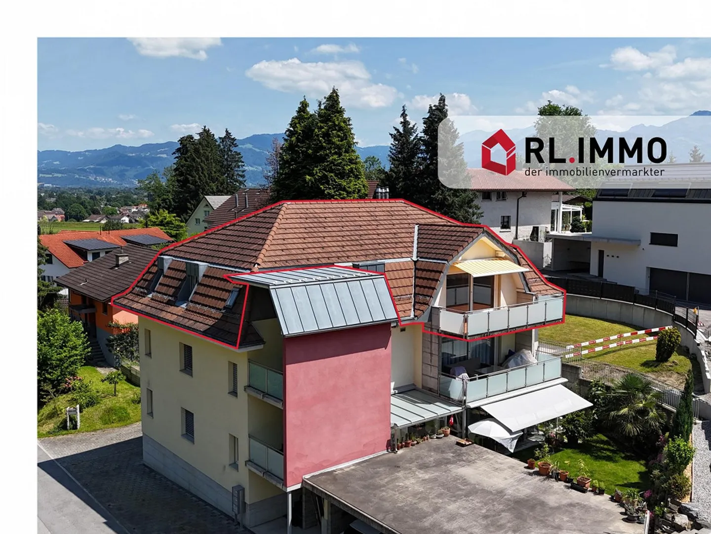 Attico di 4,5 stanze con stile, vista e qualità abitativa - Foto 1 di 8