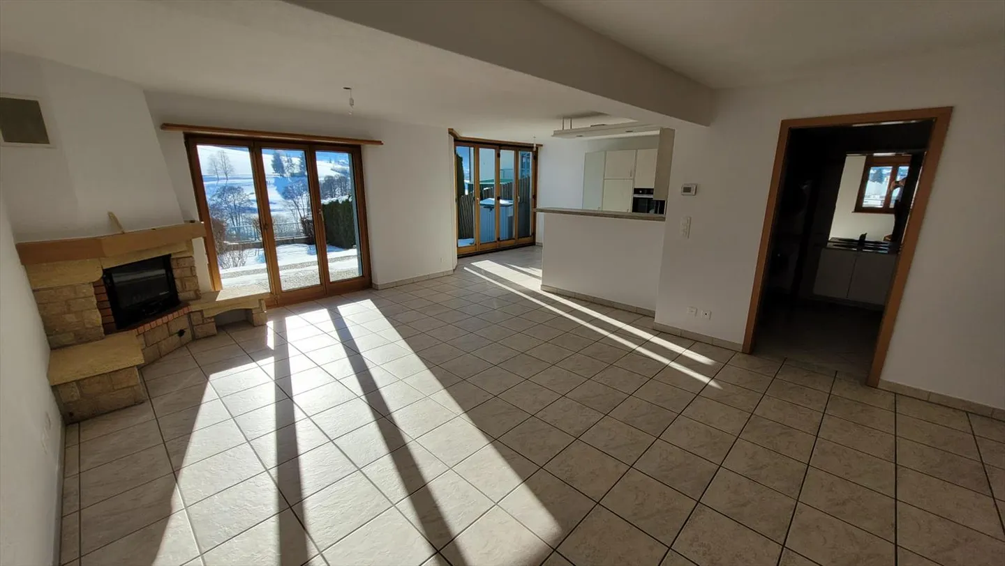 Tavannes - Duplex-Wohnung mit 5.5 Zimmern und privatem Garten - Foto 2 von 10