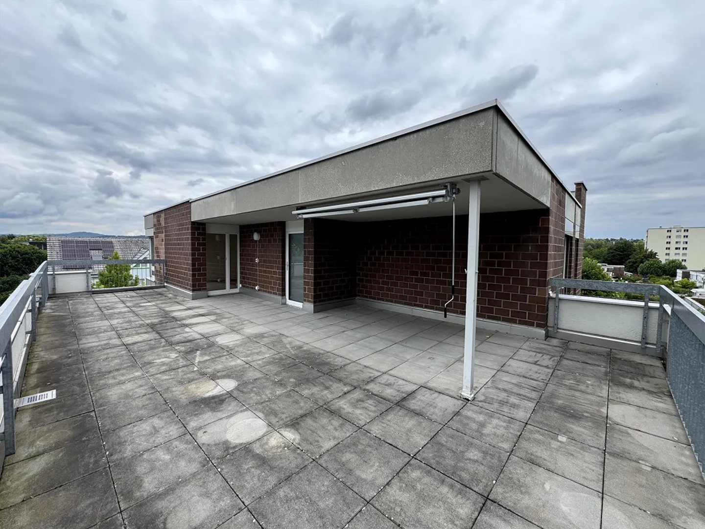 Quietly located development in the green - Photo 7 of 8