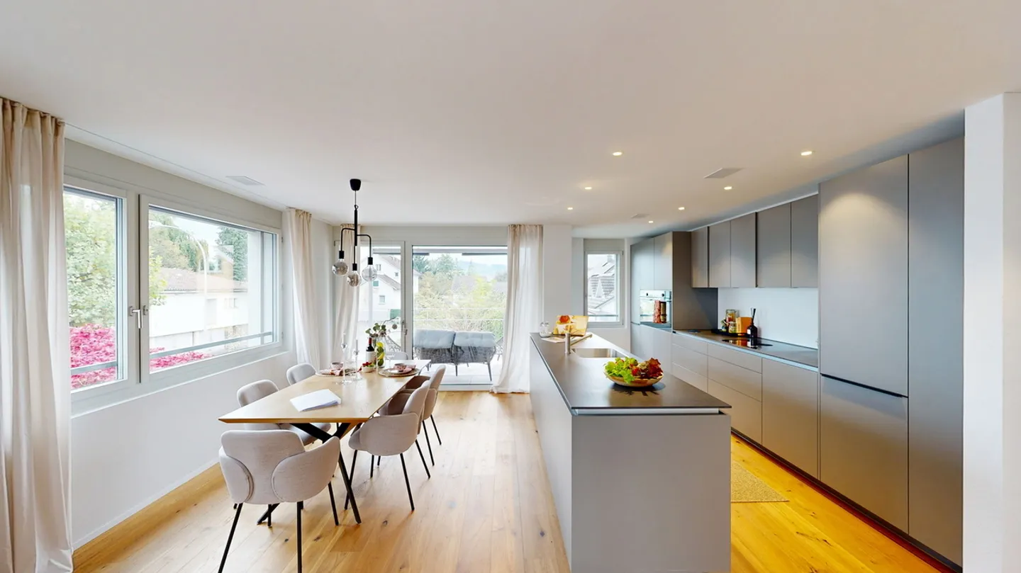 Central & Sunny - Comfortable Living with a View - Photo 2 of 5