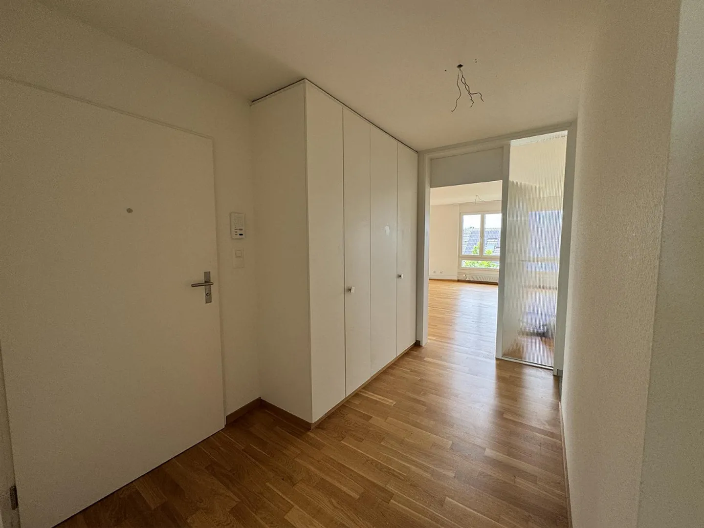 Quietly located development in the green - Photo 2 of 8