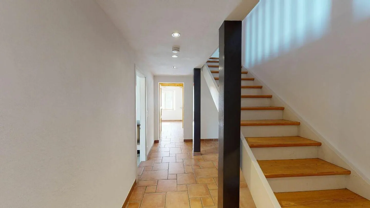 6.5 Room Farmhouse in Rickenbach with Barn - Photo 4 of 10