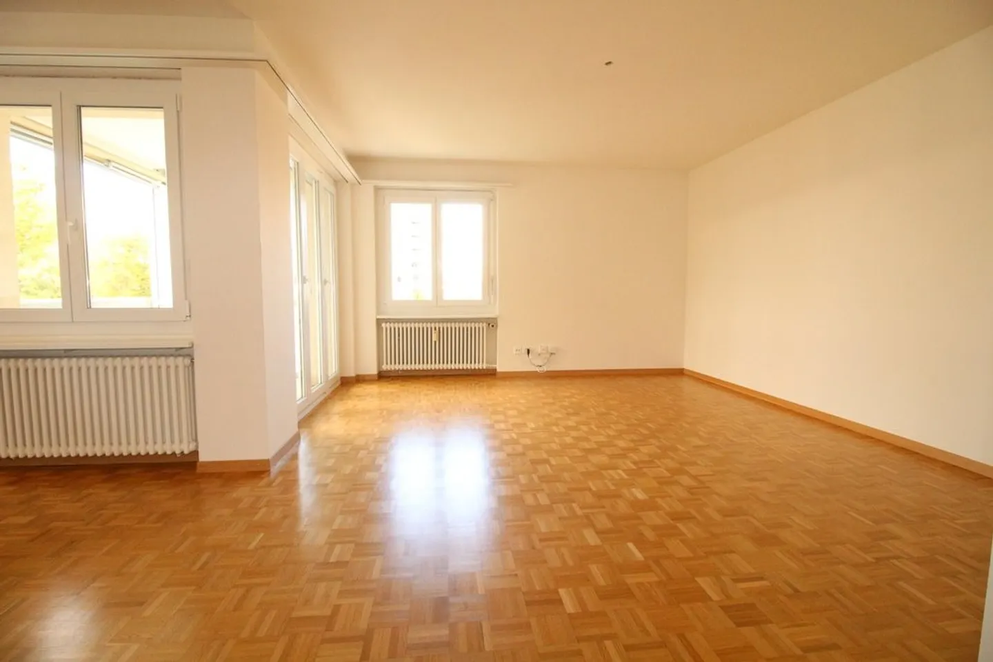 Moderne Wohnung zu Vermieten - Foto 3 von 6