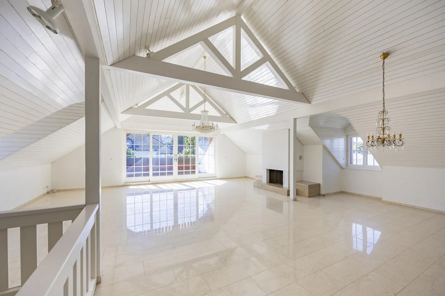 Appartement en penthouse de 6 pièces avec trois loggias - Photo 5 sur 38