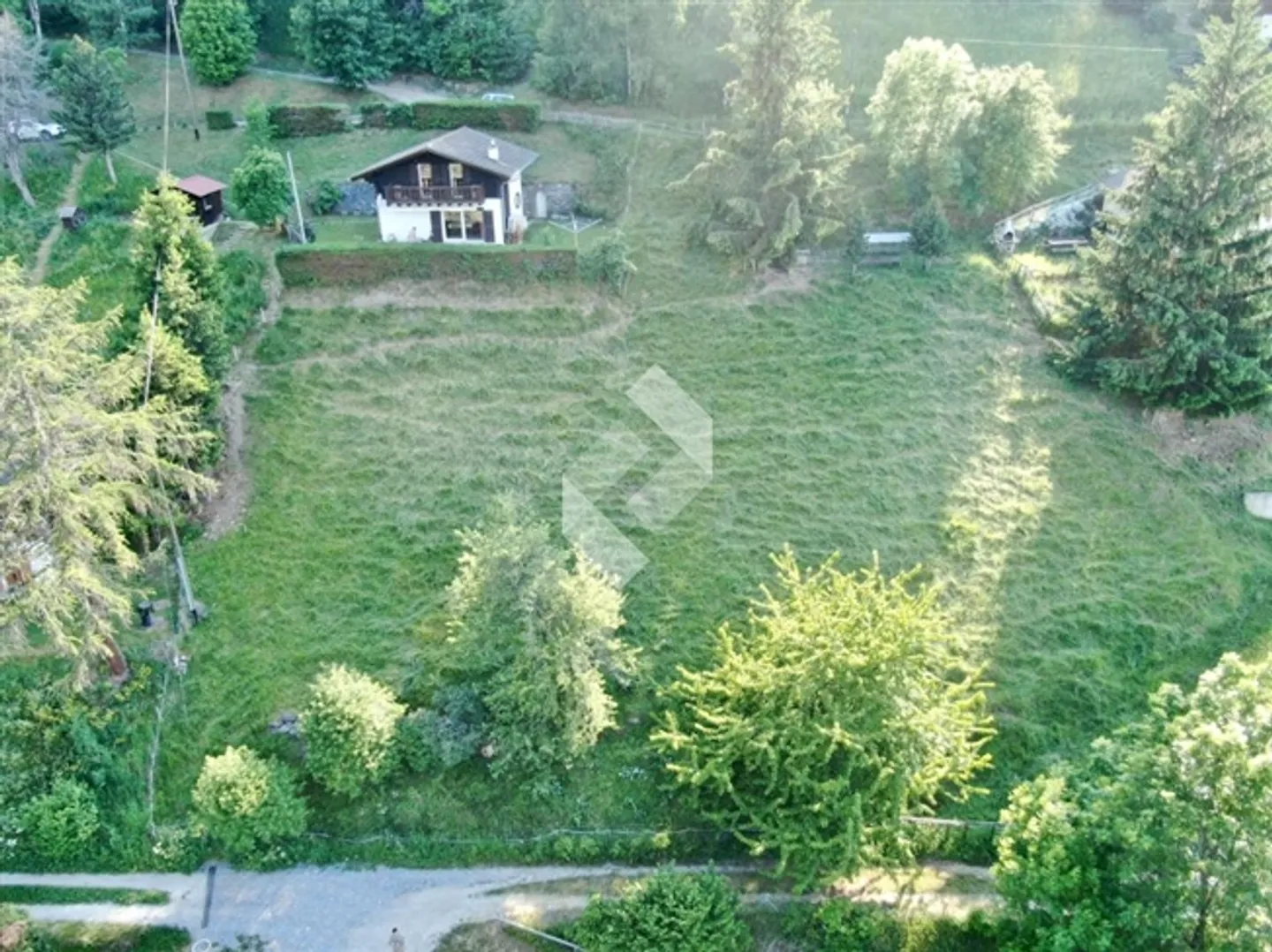 Building plot with a view of the Rhone valley, permitted second residence - Photo 2 of 6